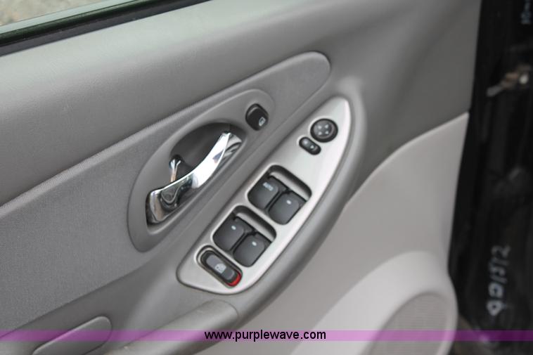 image for item D8184 2007 Chevrolet Malibu LS