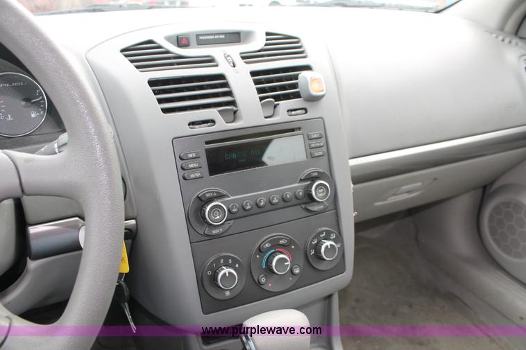 image for item D8184 2007 Chevrolet Malibu LS
