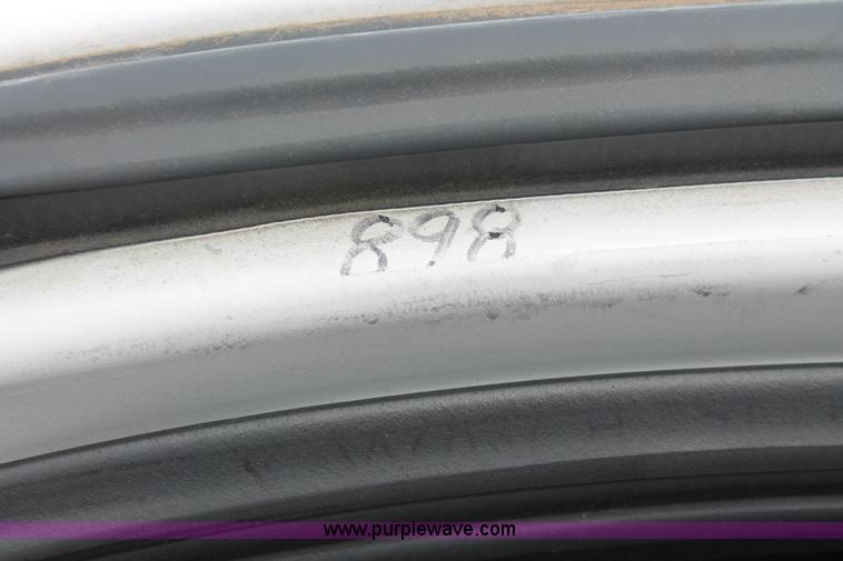 image for item D8186 2006 Ford Crown Victoria Police Interceptor