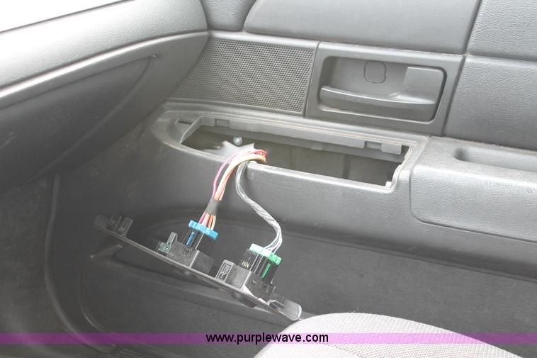 image for item D8188 2006 Ford Crown Victoria Police Interceptor