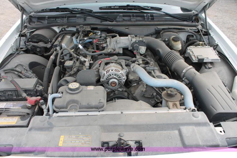 image for item D8190 2006 Ford Crown Victoria Police Interceptor