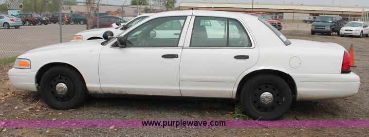 image for item D8191 2006 Ford Crown Victoria Police Interceptor
