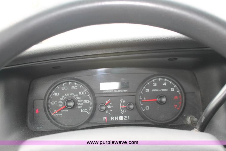 image for item D8192 2006 Ford Crown Victoria Police Interceptor