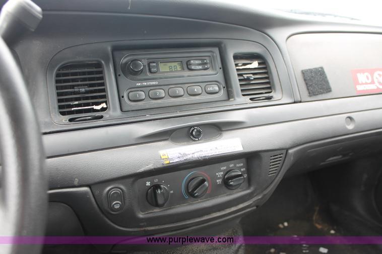 image for item D8193 2006 Ford Crown Victoria Police Interceptor