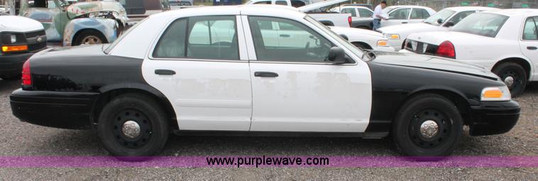 image for item D8194 2008 Ford Crown Victoria Police Interceptor