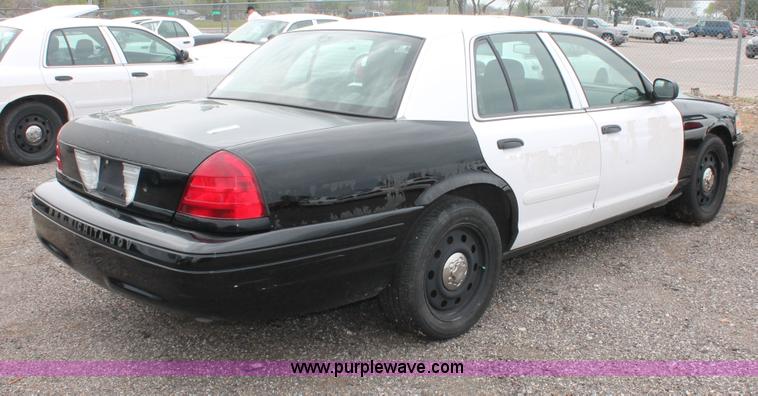 image for item D8194 2008 Ford Crown Victoria Police Interceptor