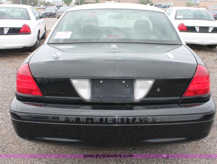 image for item D8194 2008 Ford Crown Victoria Police Interceptor