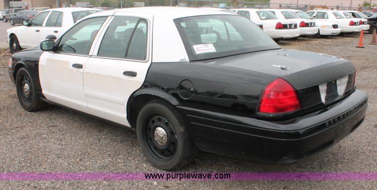 image for item D8194 2008 Ford Crown Victoria Police Interceptor