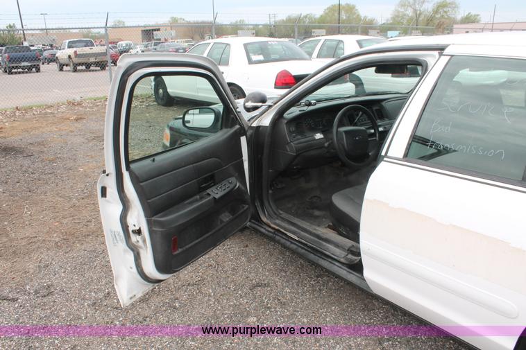 image for item D8194 2008 Ford Crown Victoria Police Interceptor