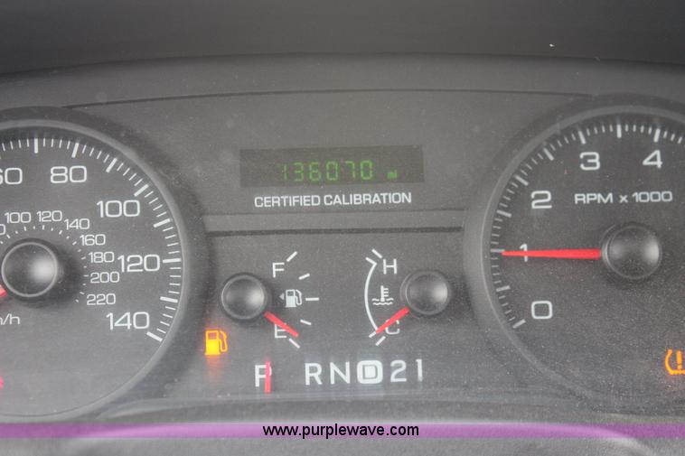 image for item D8194 2008 Ford Crown Victoria Police Interceptor