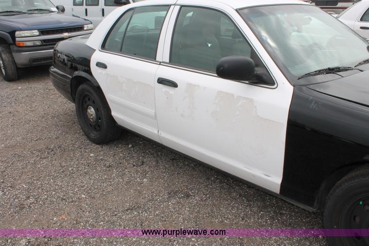 image for item D8194 2008 Ford Crown Victoria Police Interceptor