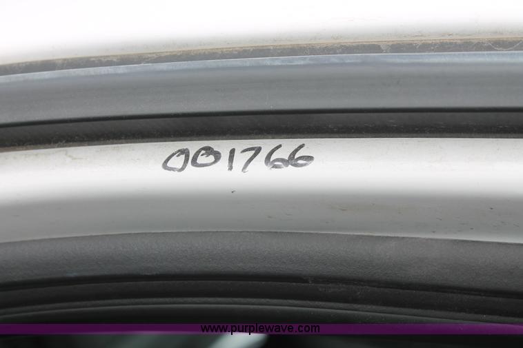 image for item D8194 2008 Ford Crown Victoria Police Interceptor