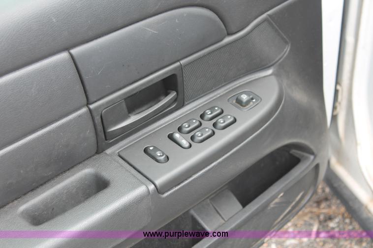 image for item D8197 2006 Ford Crown Victoria Police Interceptor