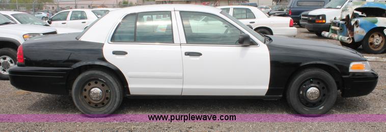 image for item D8199 2008 Ford Crown Victoria Police Interceptor