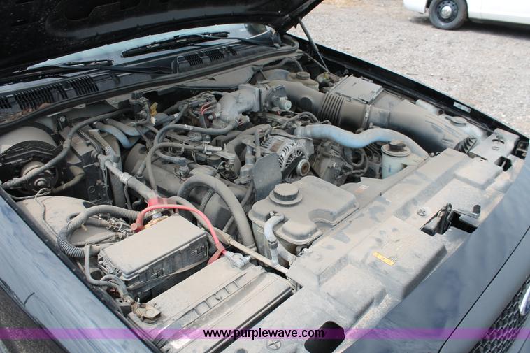 image for item D8199 2008 Ford Crown Victoria Police Interceptor