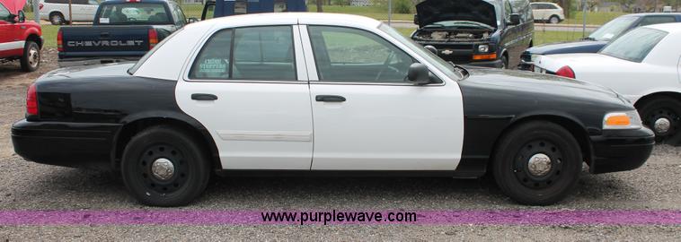 image for item D8200 2009 Ford Crown Victoria Police Interceptor