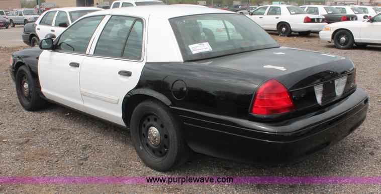image for item D8200 2009 Ford Crown Victoria Police Interceptor