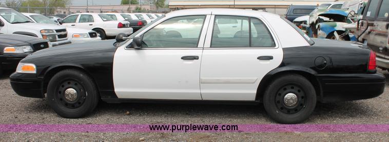 image for item D8200 2009 Ford Crown Victoria Police Interceptor
