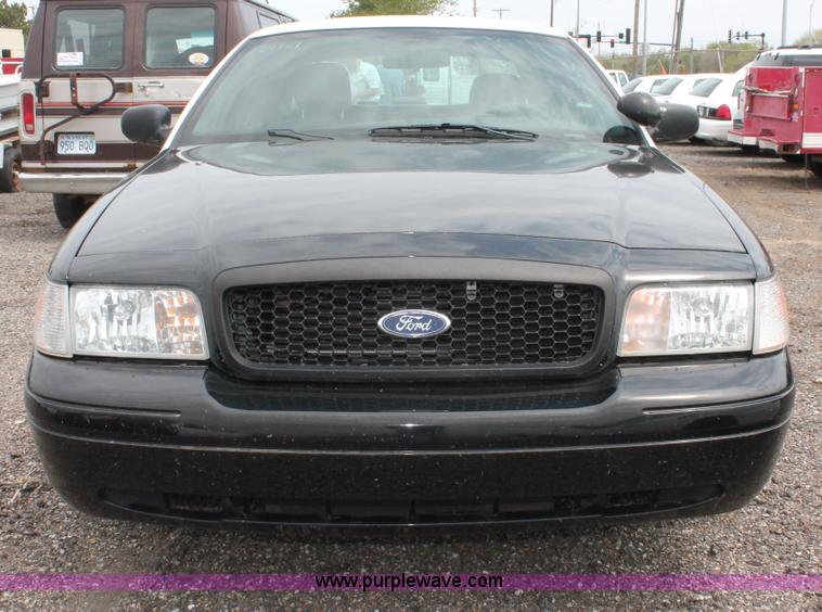 image for item D8200 2009 Ford Crown Victoria Police Interceptor