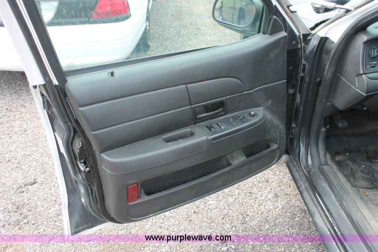 image for item D8200 2009 Ford Crown Victoria Police Interceptor