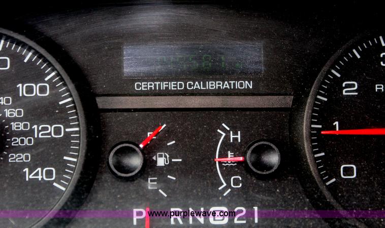 image for item D8200 2009 Ford Crown Victoria Police Interceptor