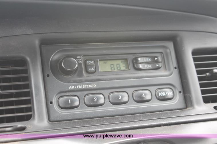 image for item D8200 2009 Ford Crown Victoria Police Interceptor