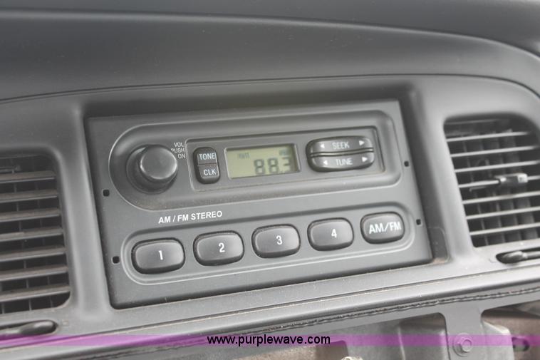 image for item D8201 2006 Ford Crown Victoria Police Interceptor