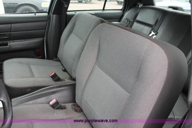 image for item D8201 2006 Ford Crown Victoria Police Interceptor