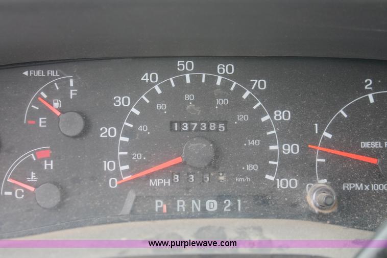 image for item D8206 1999 Ford F550 XL Super Duty Crew Cab utility truck