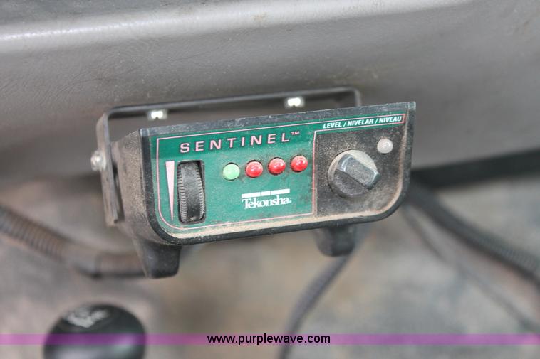 image for item D8206 1999 Ford F550 XL Super Duty Crew Cab utility truck