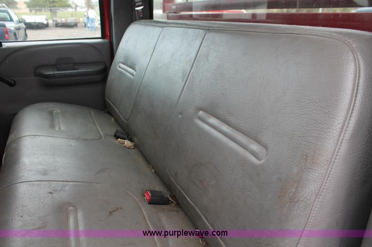 image for item D8206 1999 Ford F550 XL Super Duty Crew Cab utility truck