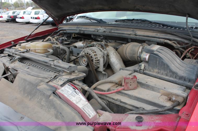 image for item D8206 1999 Ford F550 XL Super Duty Crew Cab utility truck