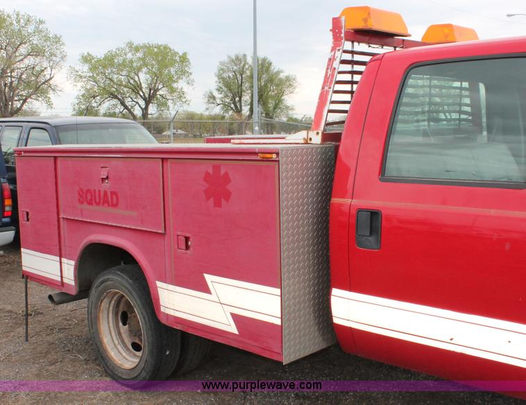 image for item D8206 1999 Ford F550 XL Super Duty Crew Cab utility truck