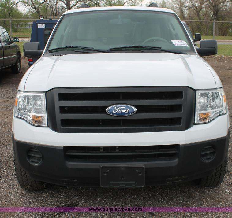 image for item D8207 2007 Ford Expedition XLT SUV