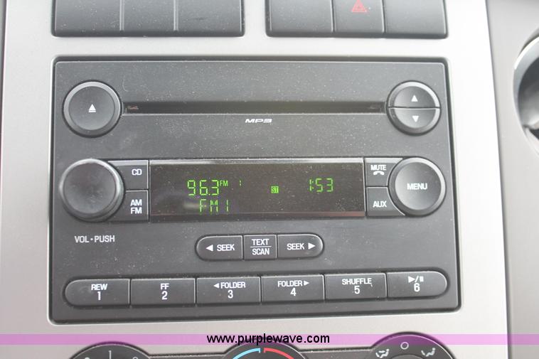 image for item D8207 2007 Ford Expedition XLT SUV