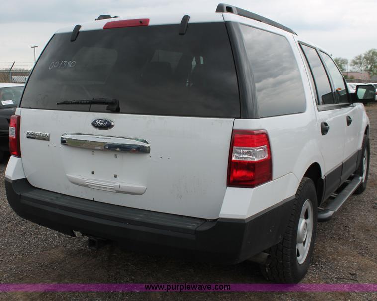 image for item D8207 2007 Ford Expedition XLT SUV