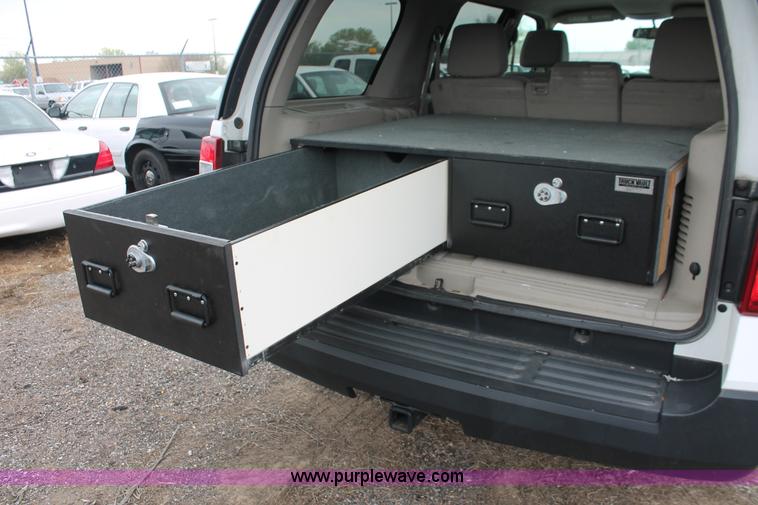 image for item D8207 2007 Ford Expedition XLT SUV