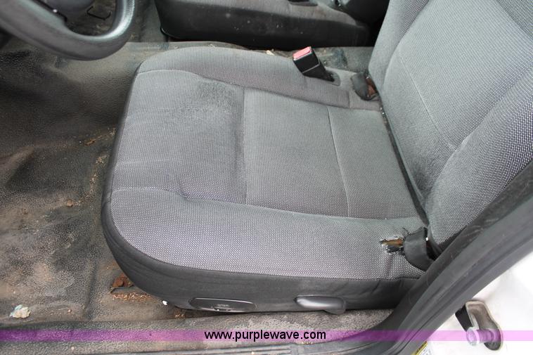 image for item D8208 2006 Ford Crown Victoria Police Interceptor