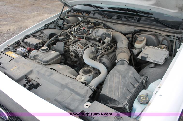 image for item D8208 2006 Ford Crown Victoria Police Interceptor