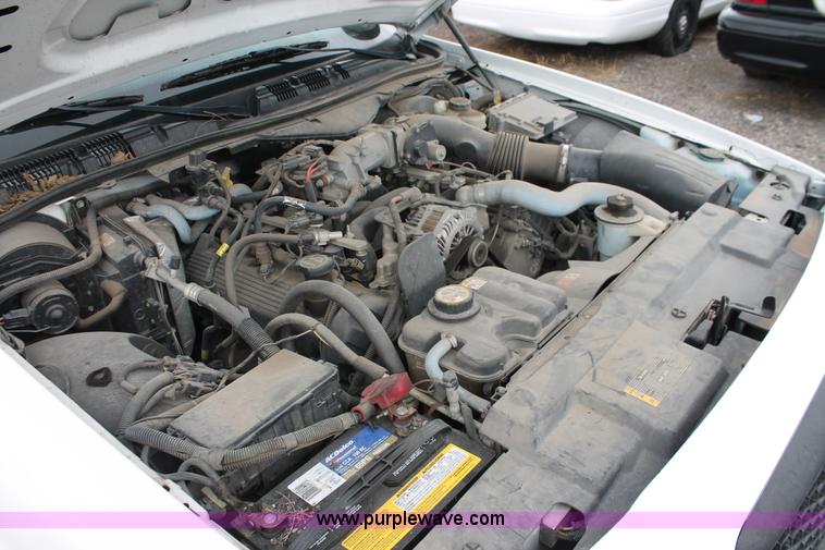image for item D8208 2006 Ford Crown Victoria Police Interceptor