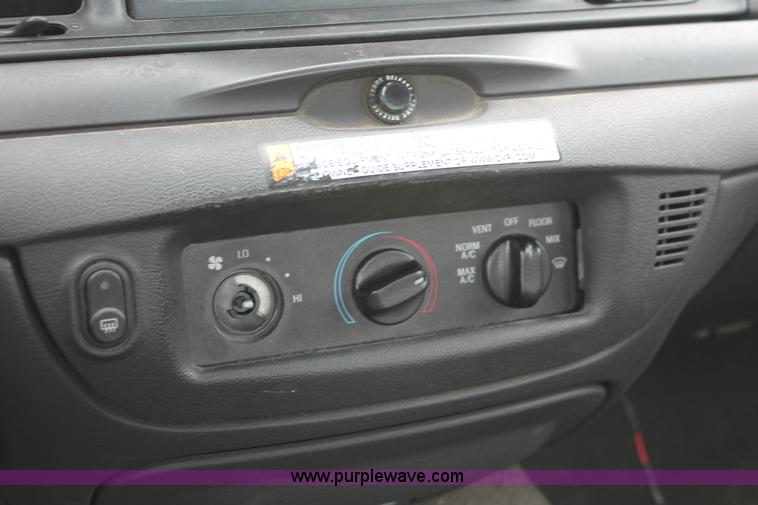 image for item D8209 2006 Ford Crown Victoria Police Interceptor