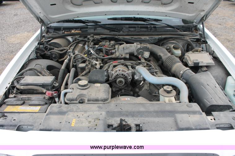 image for item D8209 2006 Ford Crown Victoria Police Interceptor