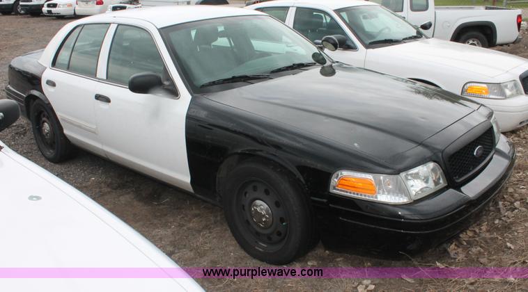 image for item D8210 2009 Ford Crown Victoria Police Interceptor
