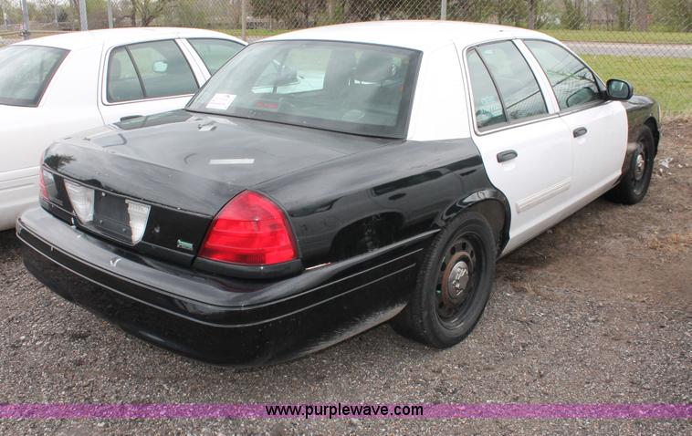 image for item D8210 2009 Ford Crown Victoria Police Interceptor