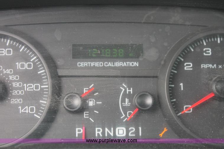 image for item D8210 2009 Ford Crown Victoria Police Interceptor