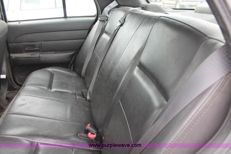 image for item D8210 2009 Ford Crown Victoria Police Interceptor