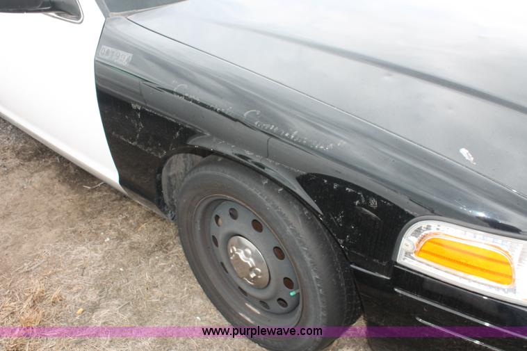 image for item D8210 2009 Ford Crown Victoria Police Interceptor