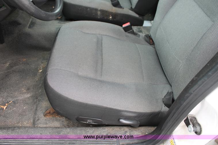 image for item D8211 2006 Ford Crown Victoria Police Interceptor