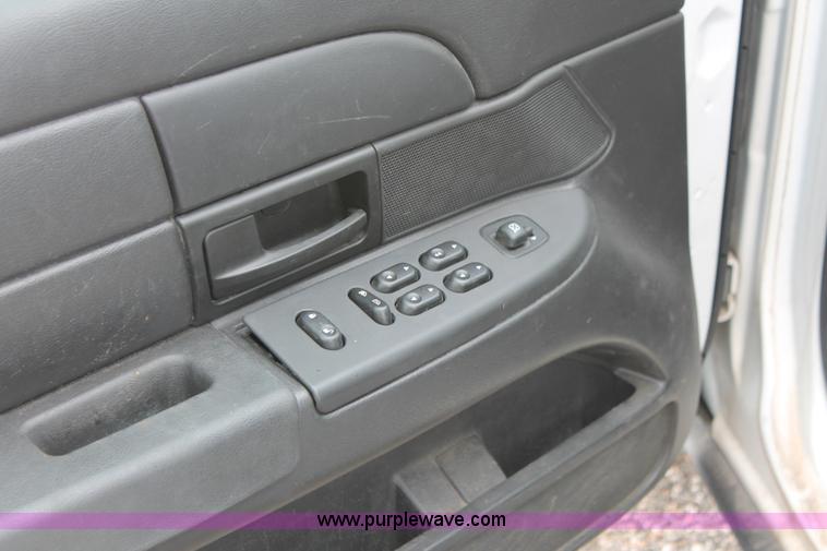 image for item D8216 2006 Ford Crown Victoria Police Interceptor