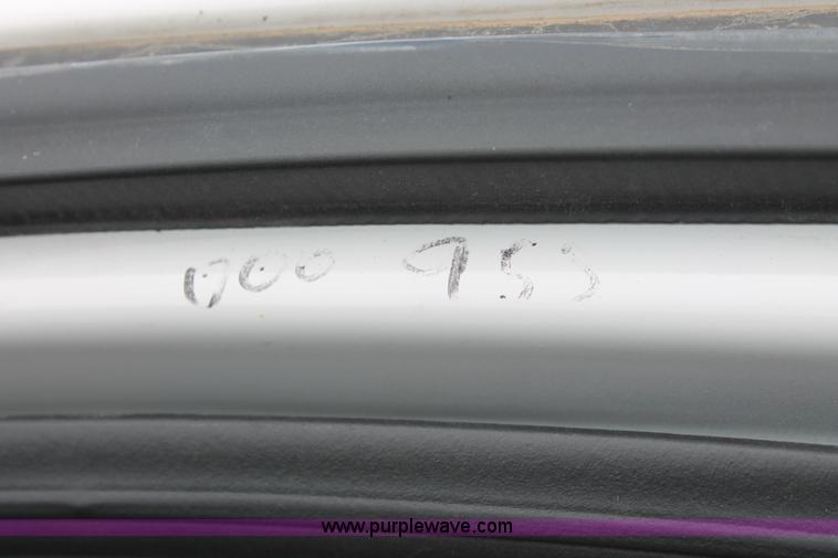 image for item D8216 2006 Ford Crown Victoria Police Interceptor